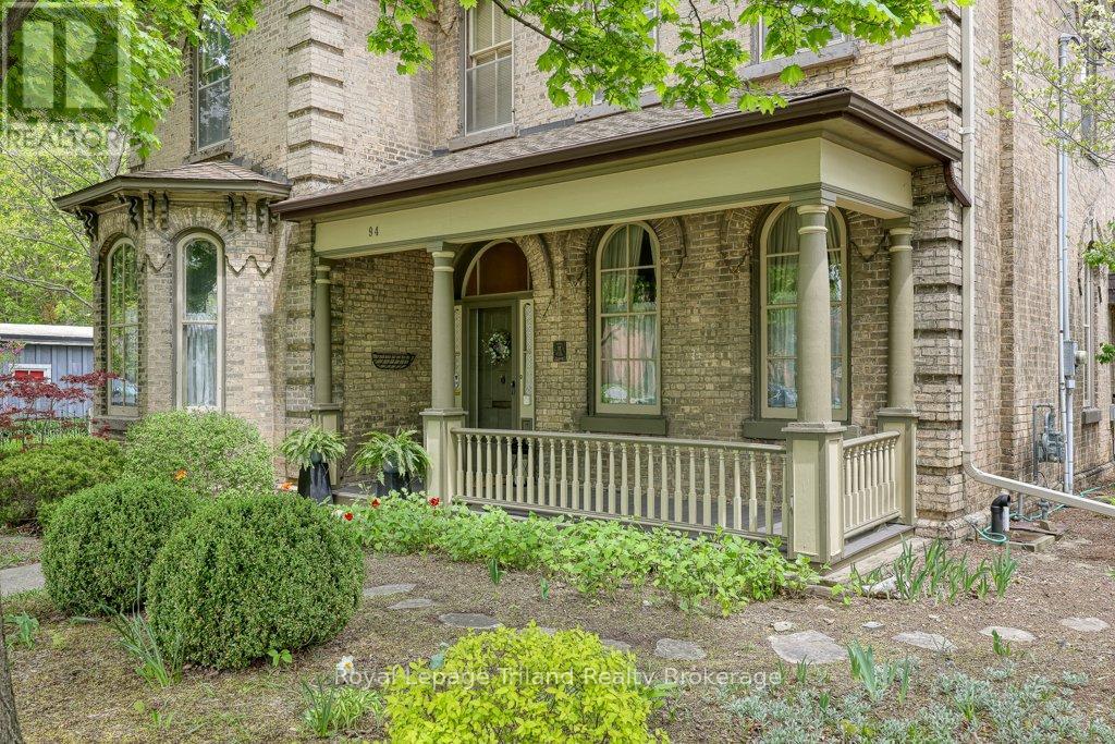94 Rolph Street, Tillsonburg, Ontario  N4G 3Y4 - Photo 2 - X12879076
