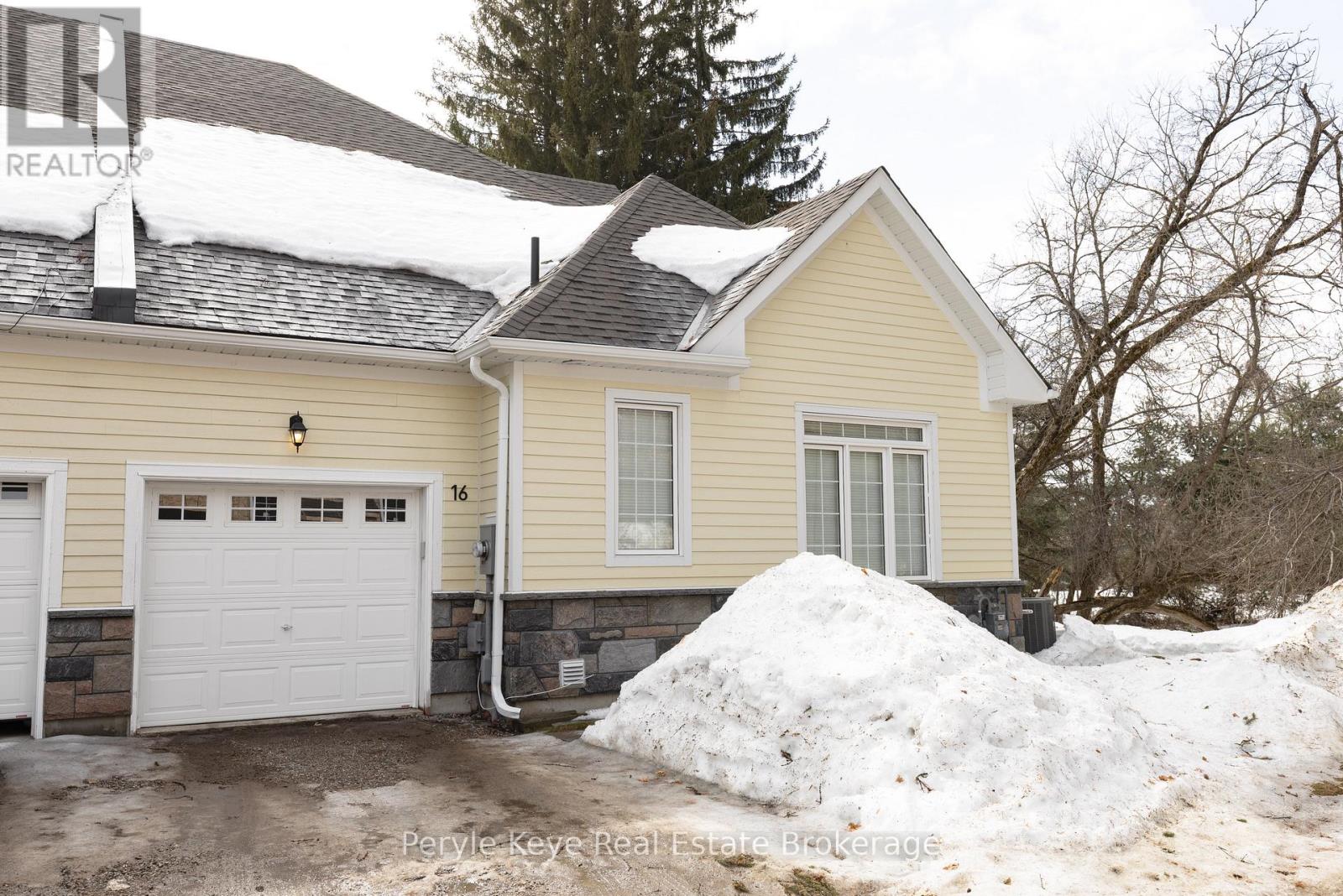 16 Leeds Court, Bracebridge, Ontario  P1L 0B7 - Photo 5 - X12879084