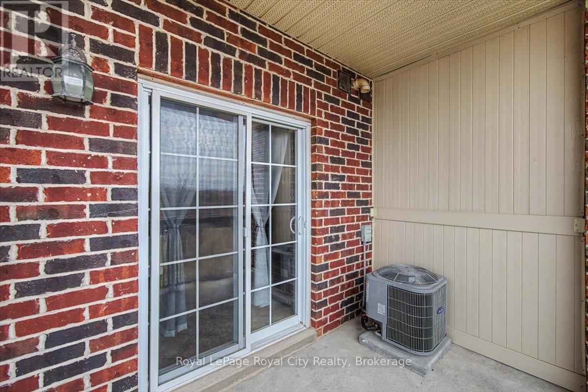 412 - 308 Watson Parkway N, Guelph, Ontario  N1E 0G7 - Photo 14 - X12879104