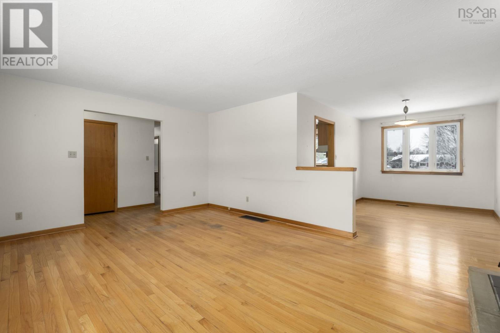 24 Christopher Avenue, Dartmouth, Nova Scotia  B2W 3G3 - Photo 11 - 202603495