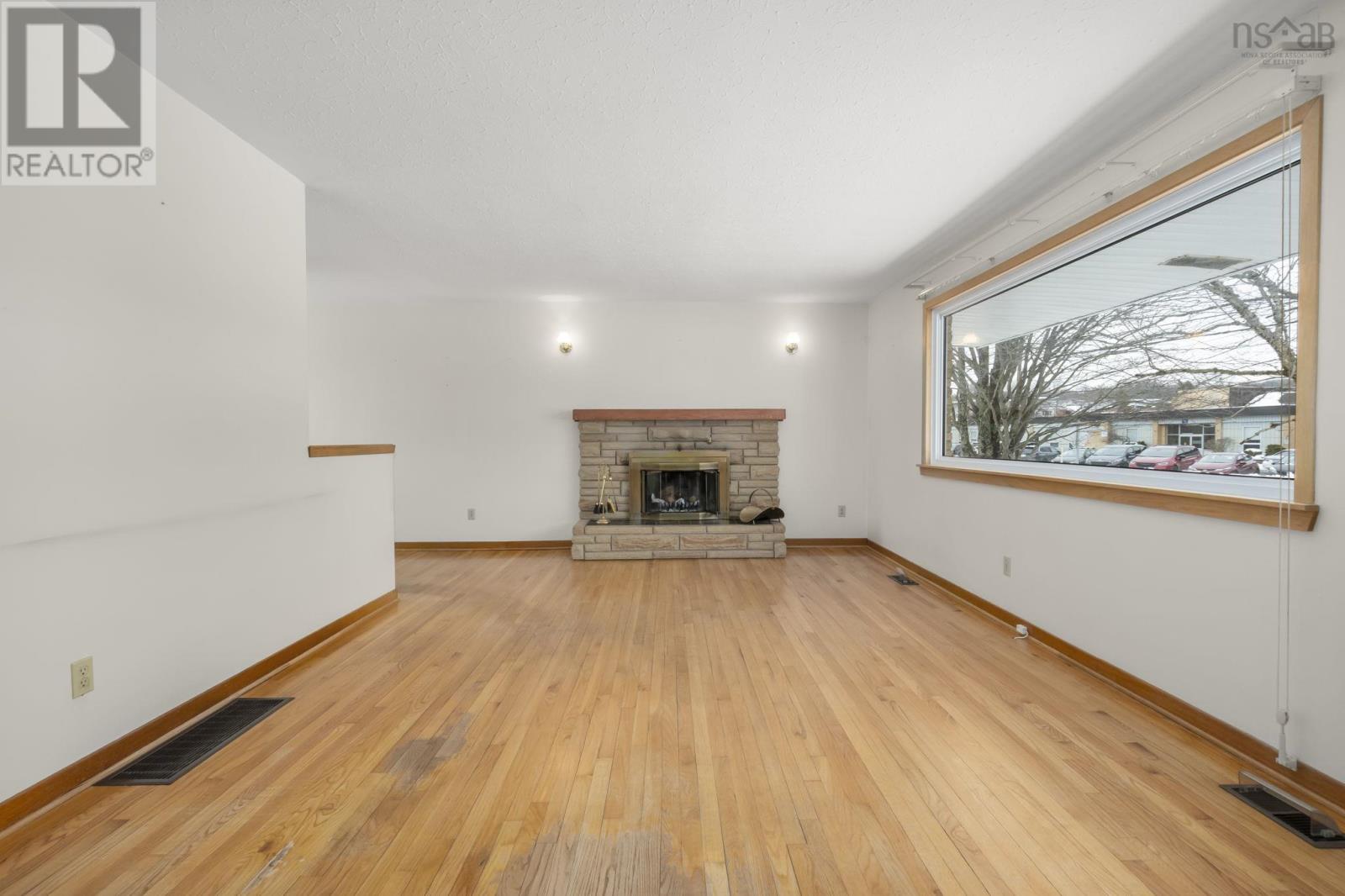 24 Christopher Avenue, Dartmouth, Nova Scotia  B2W 3G3 - Photo 6 - 202603495