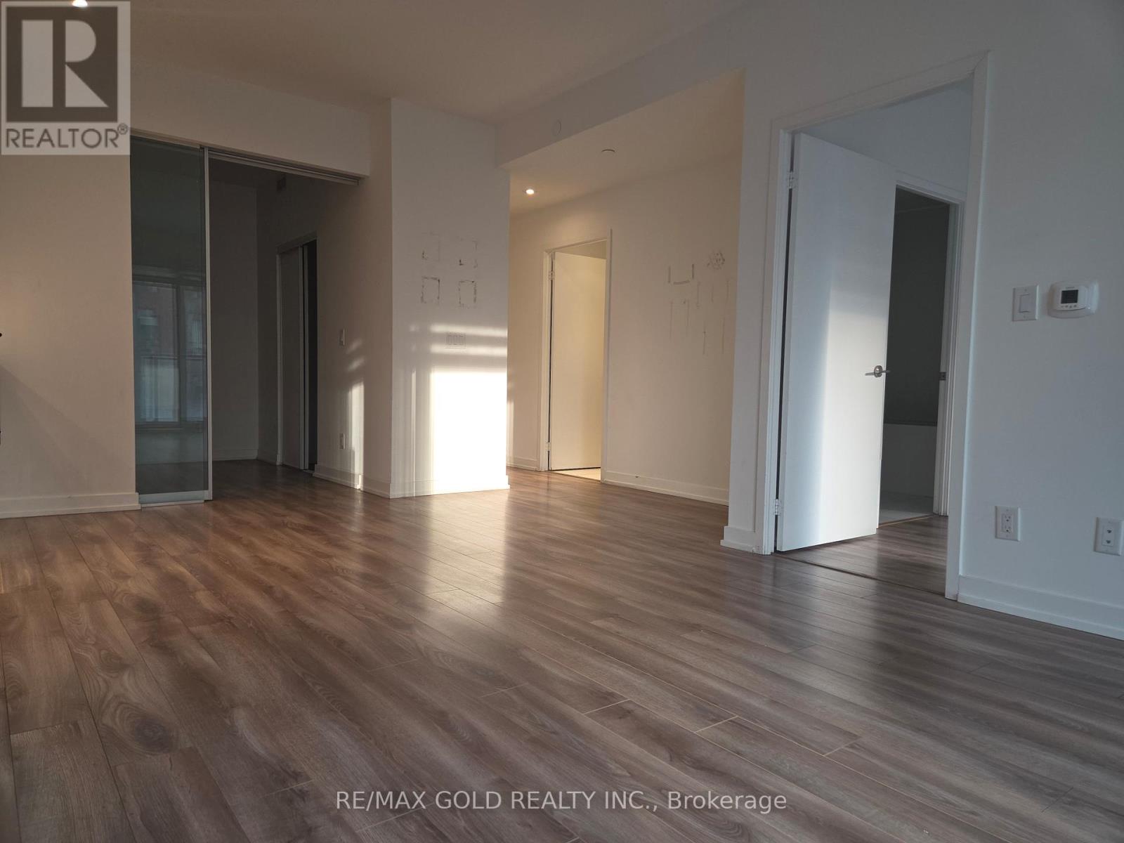 812 - 20 Edward Street W, Toronto, Ontario  M5G 0C5 - Photo 8 - C12780802