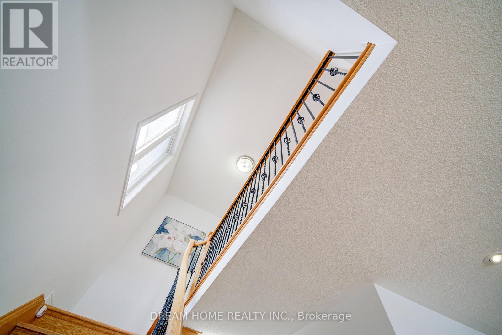 208 Tom Taylor Crescent, Newmarket, Ontario  L3X 3E8 - Photo 19 - N12852798