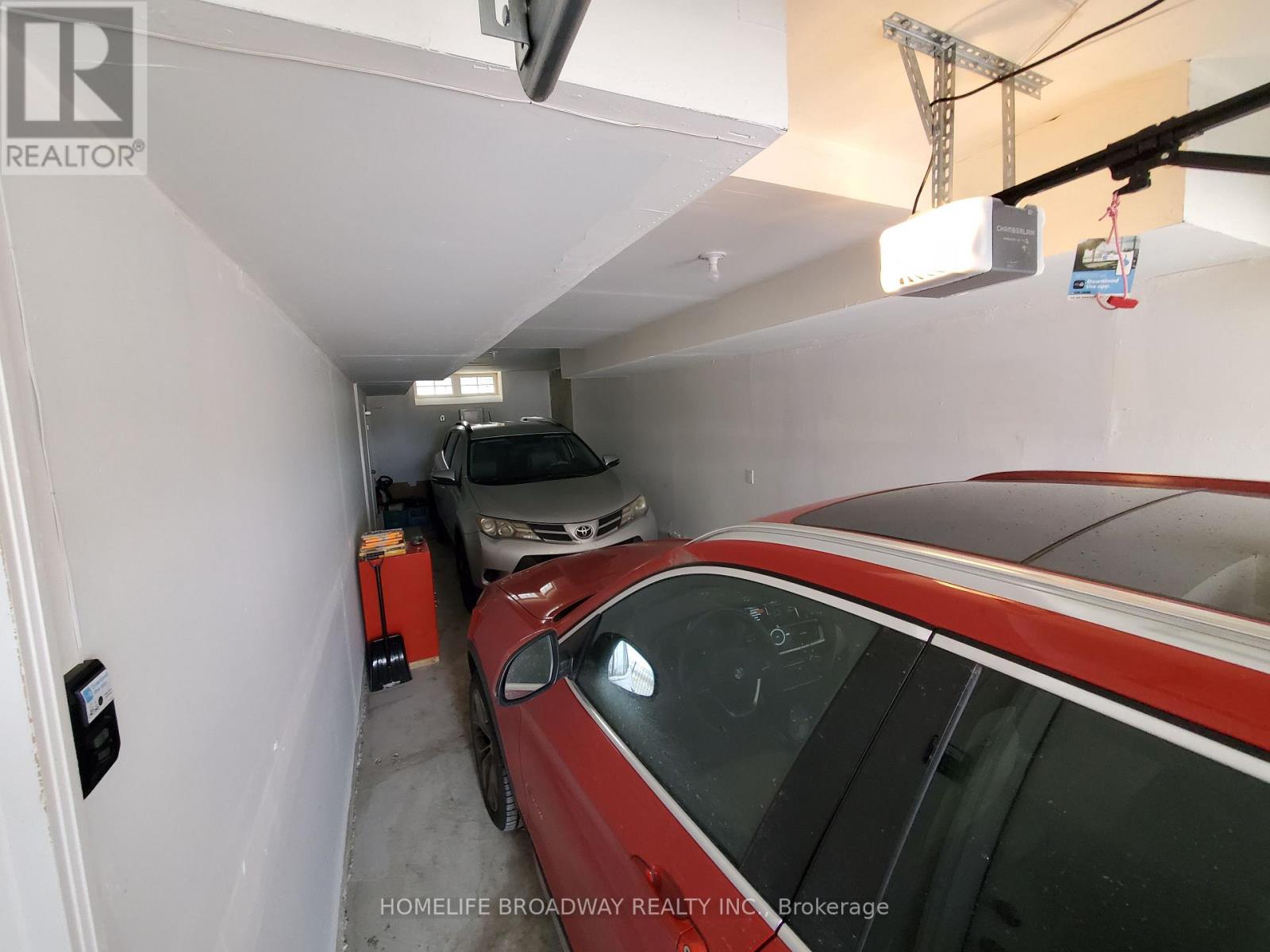 40 Clippers Crescent, Whitchurch-Stouffville, Ontario  L4A 4X7 - Photo 14 - N12857542