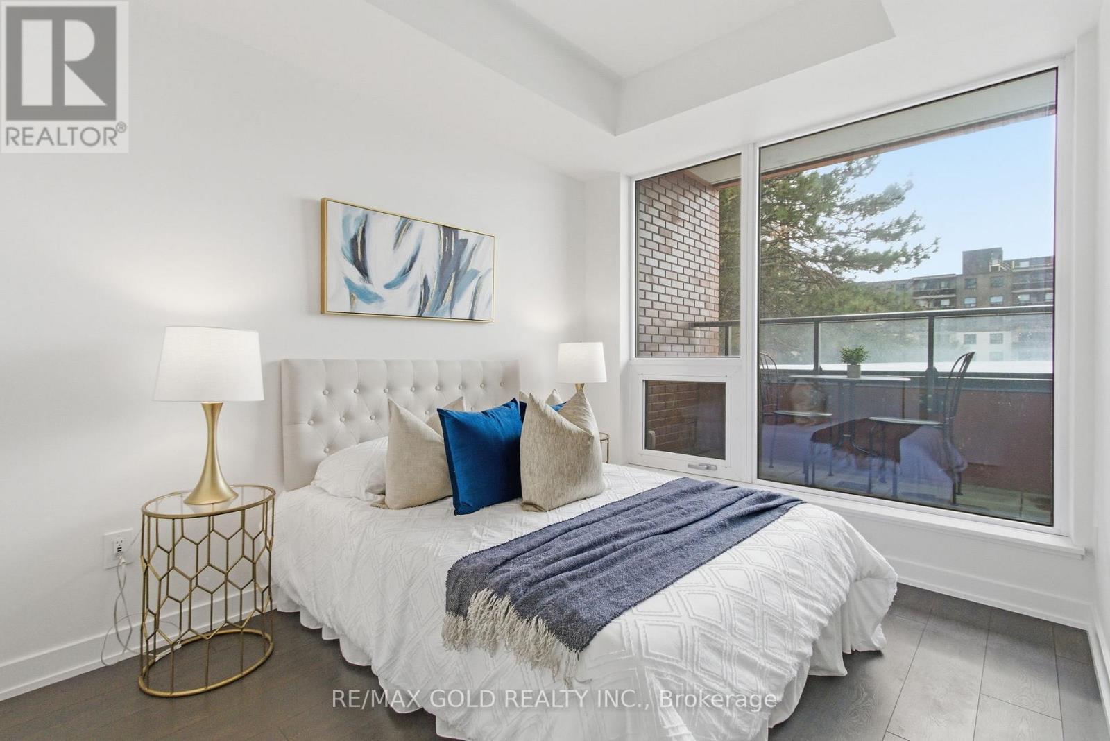 216 - 28 Ann Street, Mississauga, Ontario  L5G 0E1 - Photo 11 - W12790526