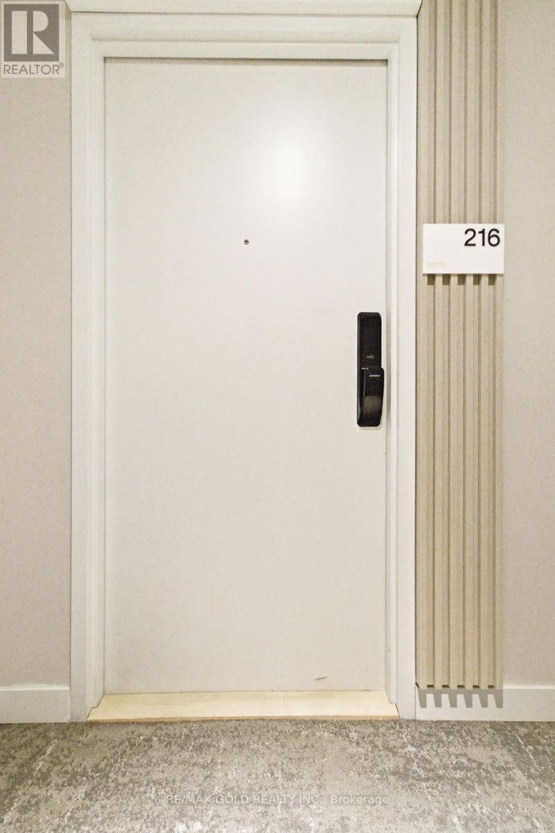 216 - 28 Ann Street, Mississauga, Ontario  L5G 0E1 - Photo 5 - W12790526