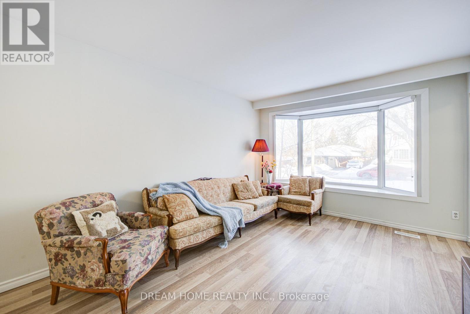 23 Tristan Crescent, Toronto, Ontario  M2H 1X2 - Photo 7 - C12766440