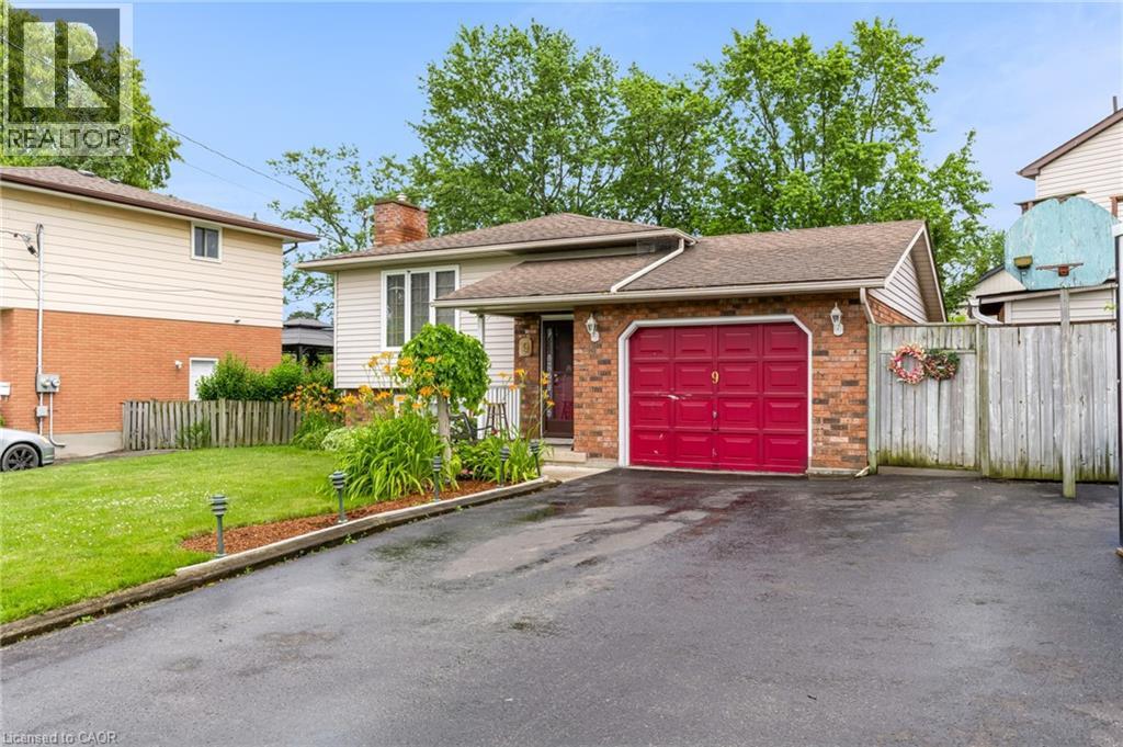 9 Valley Road, St. Catharines, Ontario  L2S 1Y7 - Photo 2 - 40811961