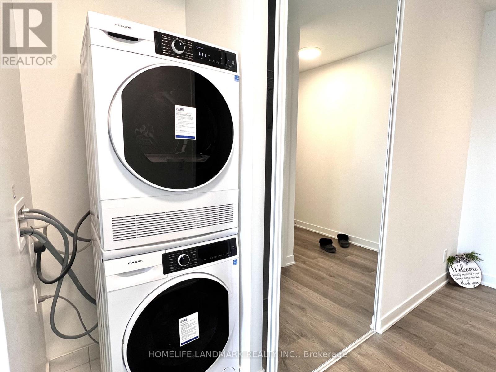 2306 - 180 Front Street E, Toronto, Ontario  M5A 0K9 - Photo 11 - C12877126