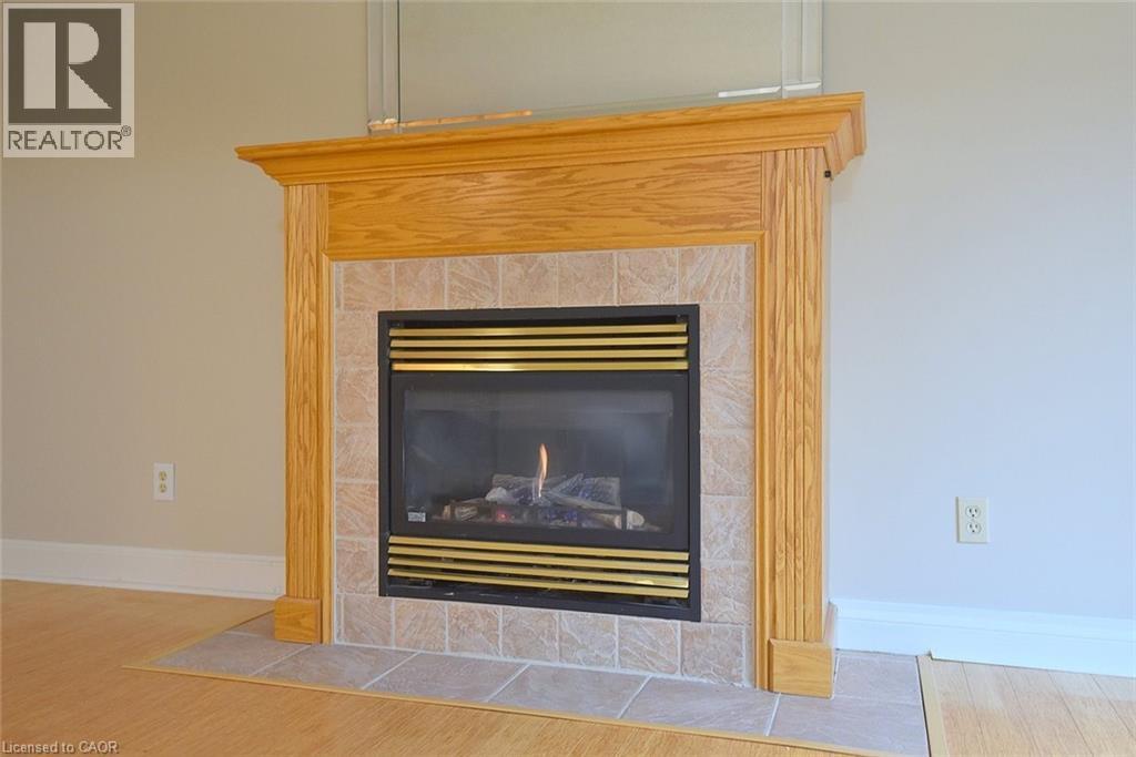 457 Woodview Road Unit# 7, Burlington, Ontario  L7N 2Z9 - Photo 6 - 40810460