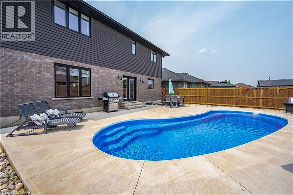 74 Farley Road, Fergus, Ontario  N1M 0E9 - Photo 3 - 40811299