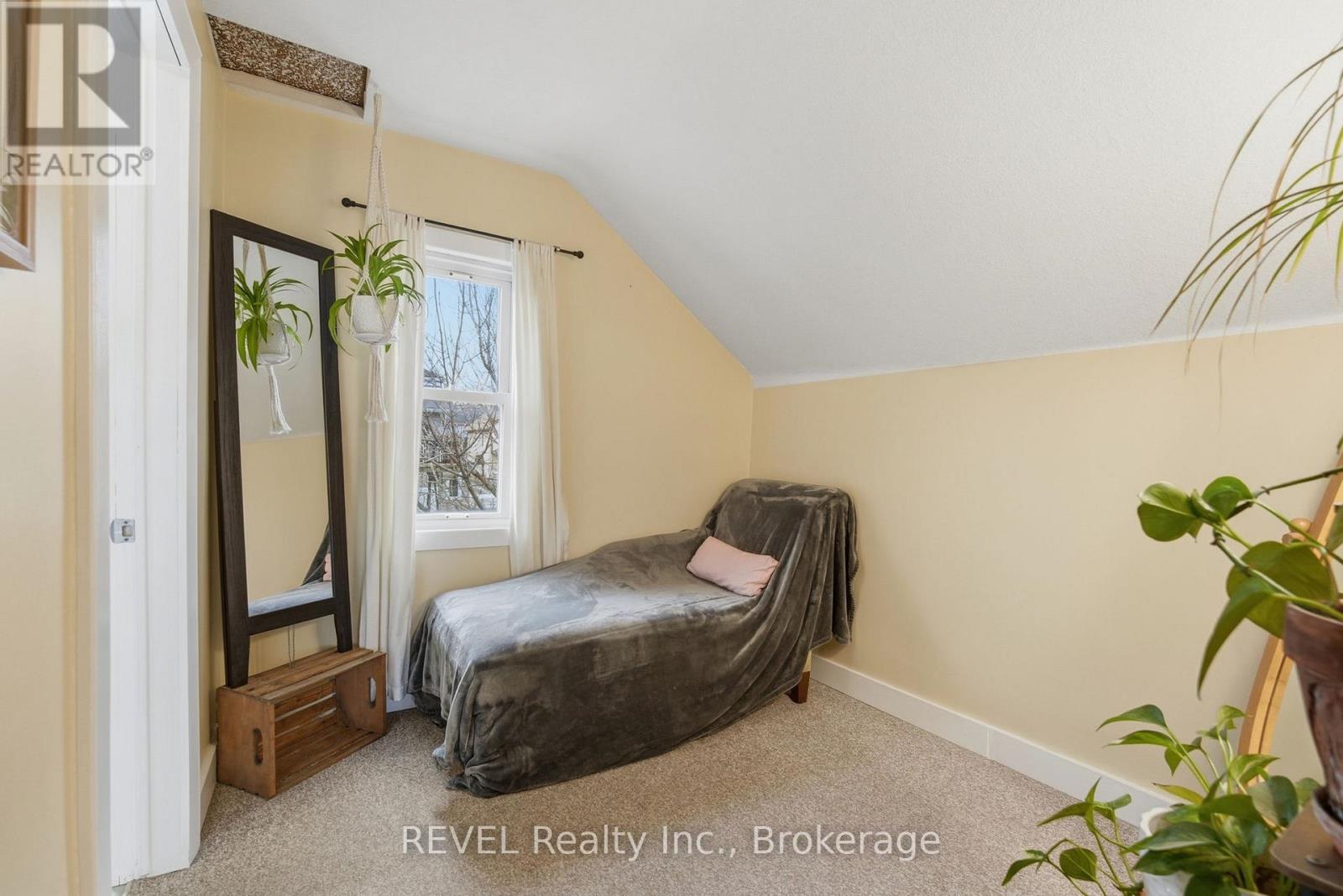 75 Grove Street, Welland (Welland Downtown), Ontario  L3B 4B3 - Photo 21 - X12879110