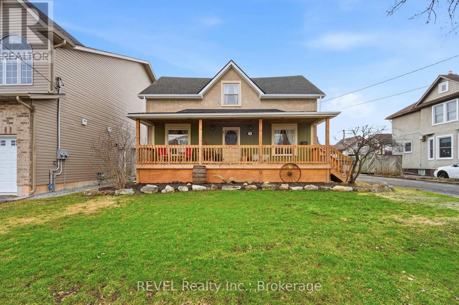 75 Grove Street, Welland (Welland Downtown), Ontario  L3B 4B3 - Photo 3 - X12879110