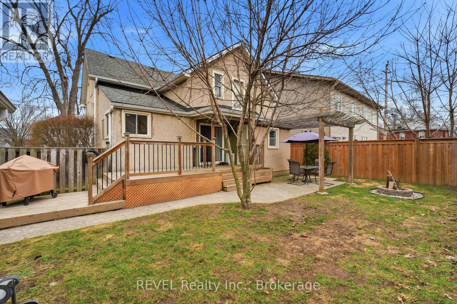 75 Grove Street, Welland (Welland Downtown), Ontario  L3B 4B3 - Photo 32 - X12879110