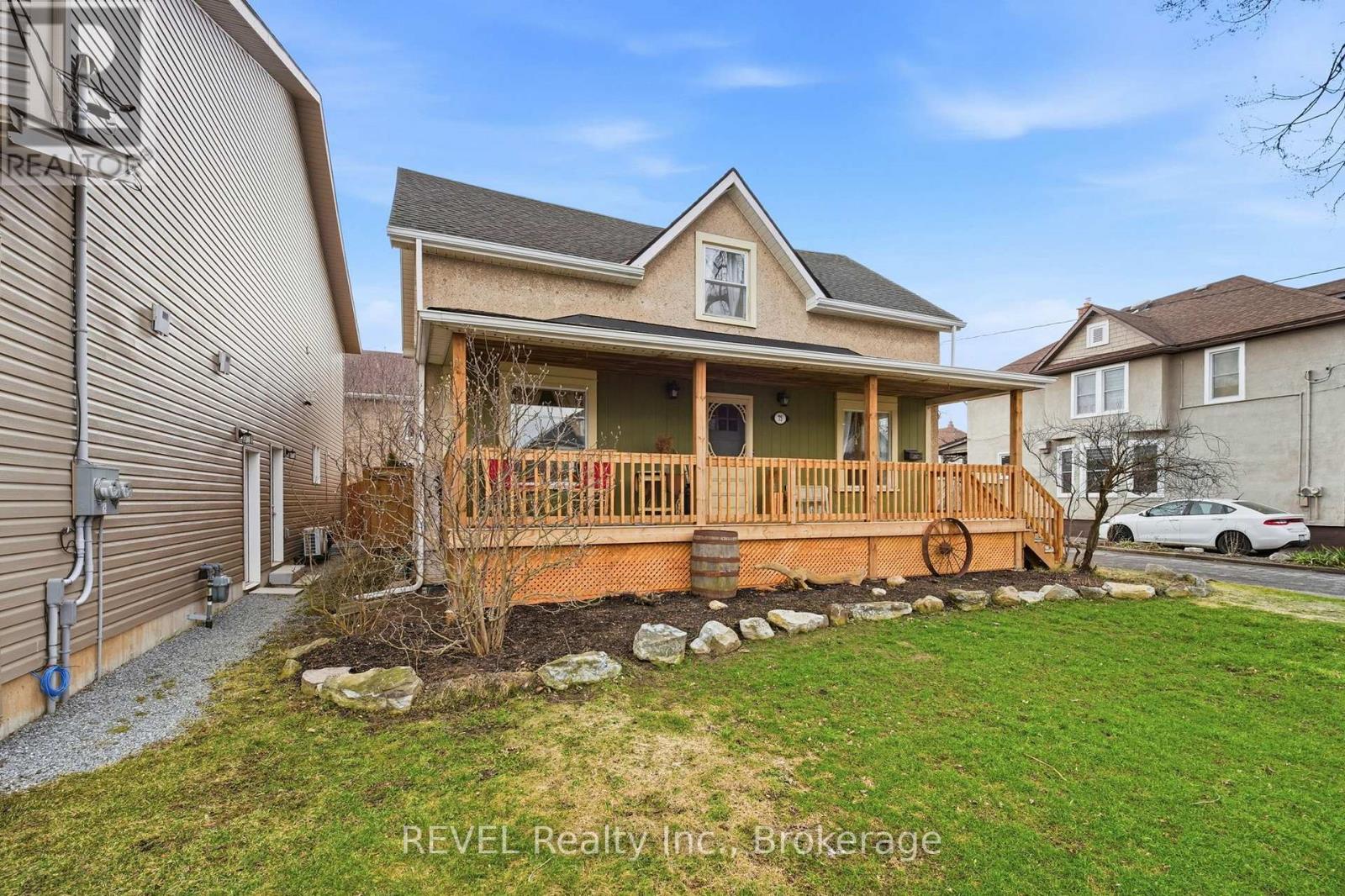 75 Grove Street, Welland (Welland Downtown), Ontario  L3B 4B3 - Photo 4 - X12879110