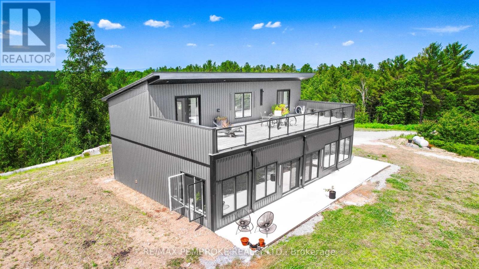 102 Rantz Road, Petawawa, Ontario  K8H 2W8 - Photo 38 - X12879122