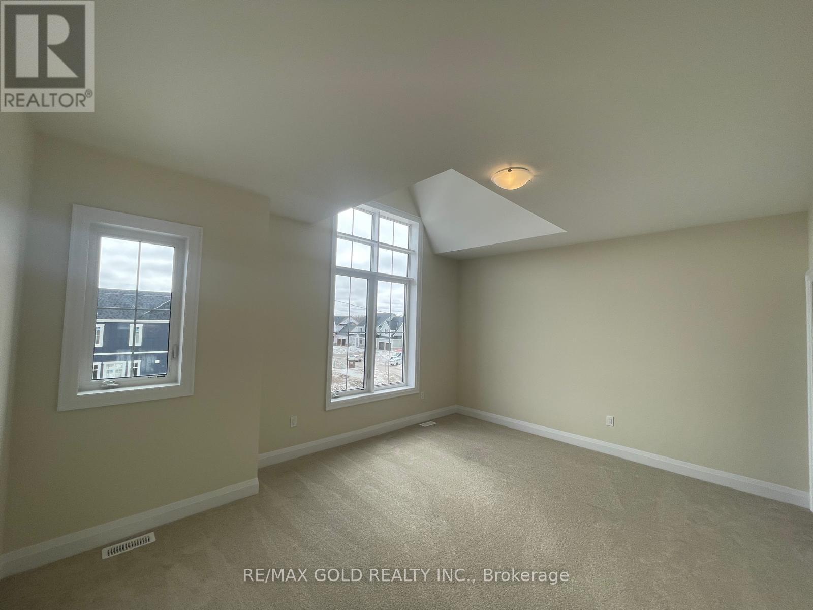 44 Pearsall Place, Oro-Medonte, Ontario  L0L 2L0 - Photo 24 - S12879080