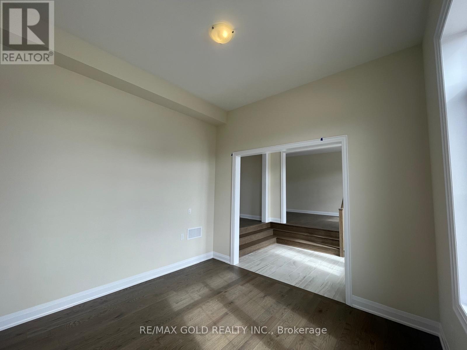 44 Pearsall Place, Oro-Medonte, Ontario  L0L 2L0 - Photo 8 - S12879080