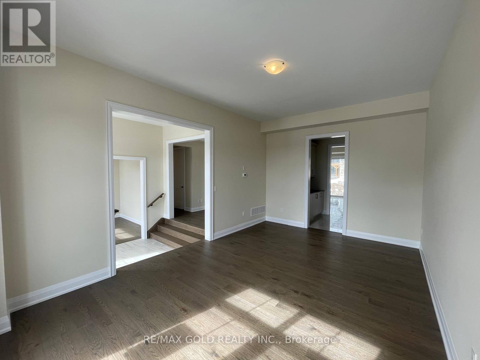 44 Pearsall Place, Oro-Medonte, Ontario  L0L 2L0 - Photo 9 - S12879080