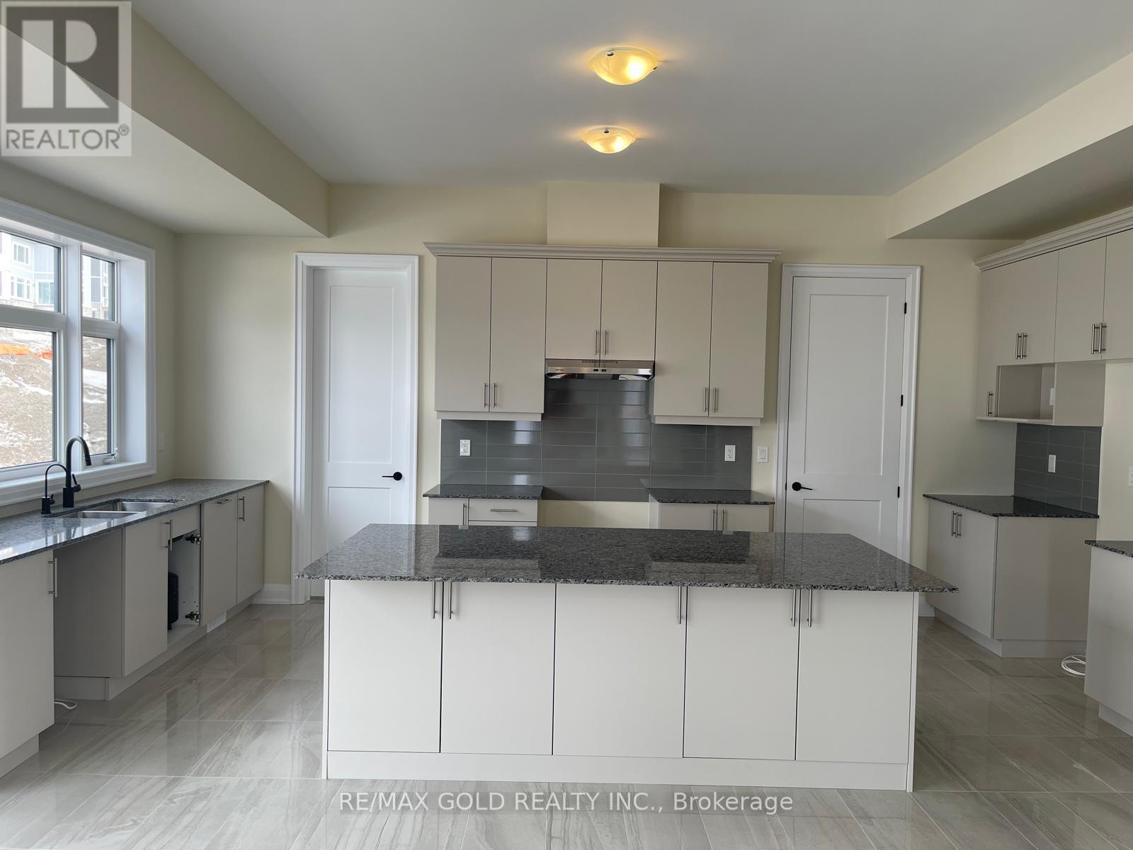 44 Pearsall Place, Oro-Medonte, Ontario  L0L 2L0 - Photo 14 - S12879094