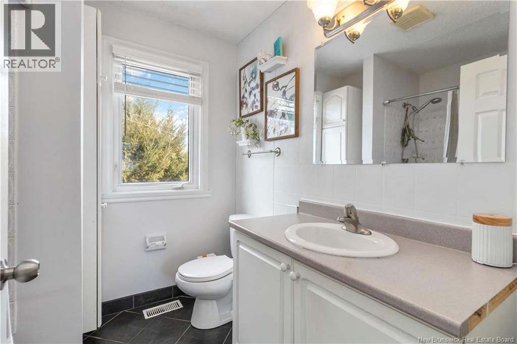 115 Notingham Drive, Moncton, New Brunswick  E1A 5J9 - Photo 19 - NB134994
