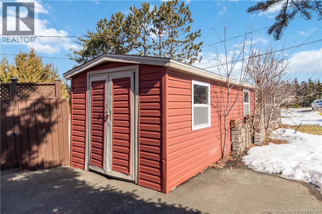 115 Notingham Drive, Moncton, New Brunswick  E1A 5J9 - Photo 26 - NB134994