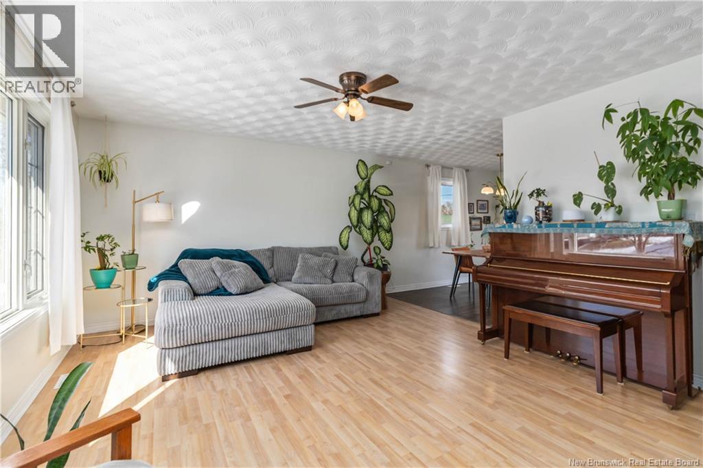 115 Notingham Drive, Moncton, New Brunswick  E1A 5J9 - Photo 5 - NB134994