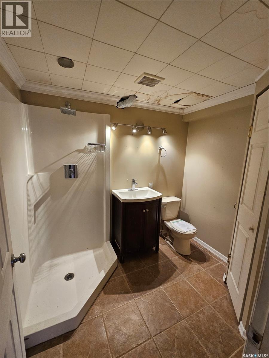 235 James Street, Kisbey, Saskatchewan  S0C 1L0 - Photo 34 - SK030373