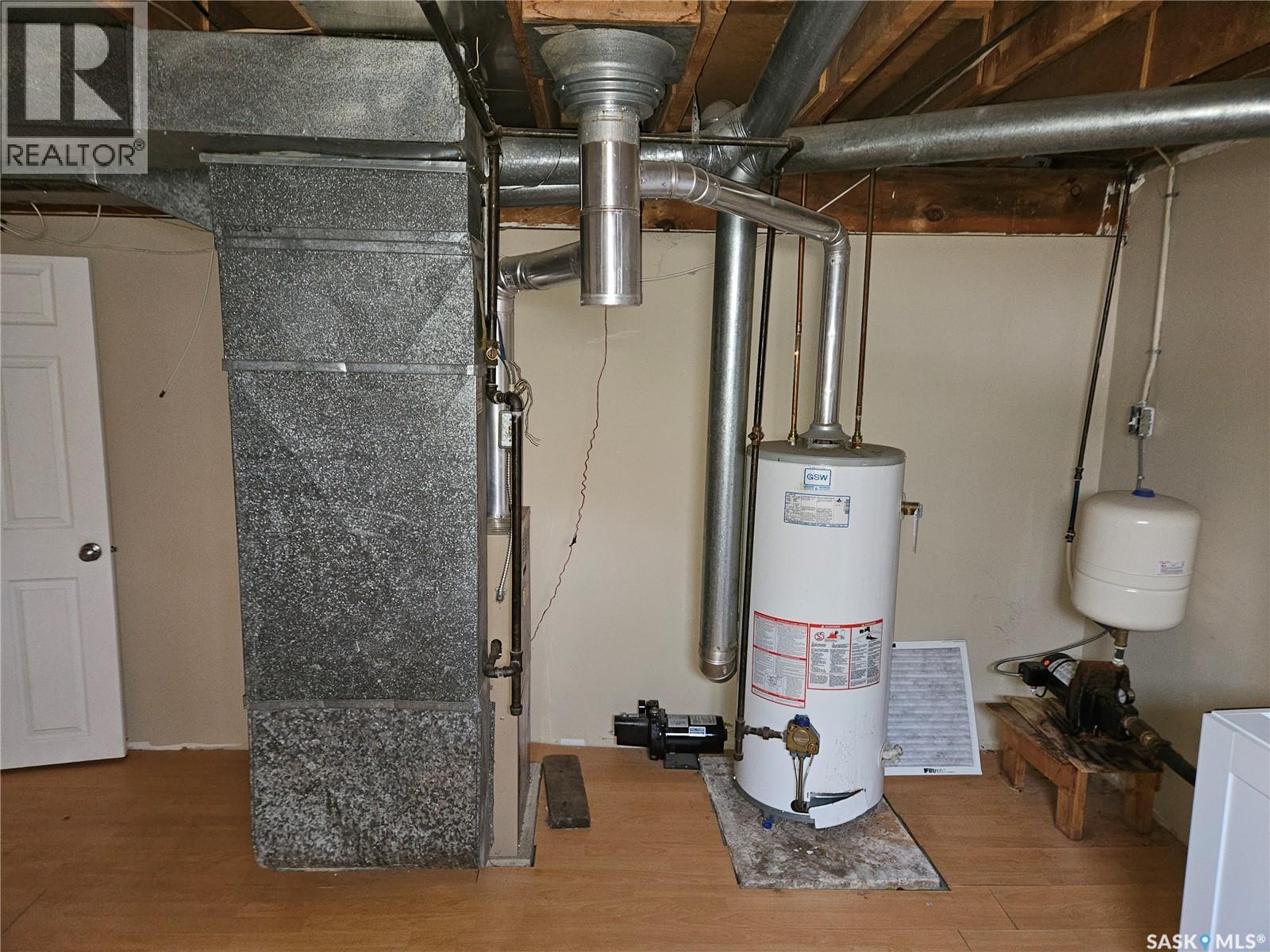 235 James Street, Kisbey, Saskatchewan  S0C 1L0 - Photo 35 - SK030373