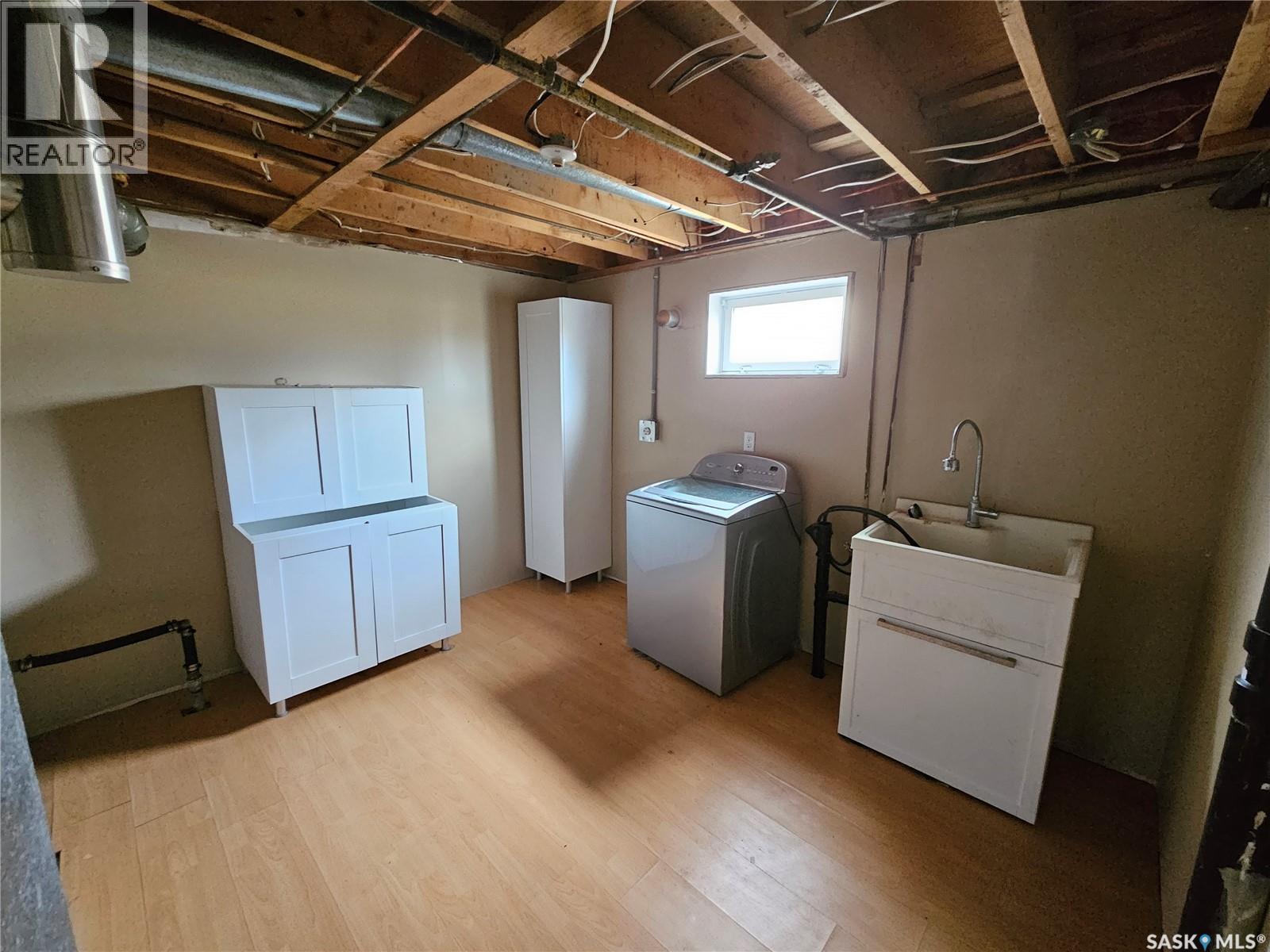 235 James Street, Kisbey, Saskatchewan  S0C 1L0 - Photo 36 - SK030373