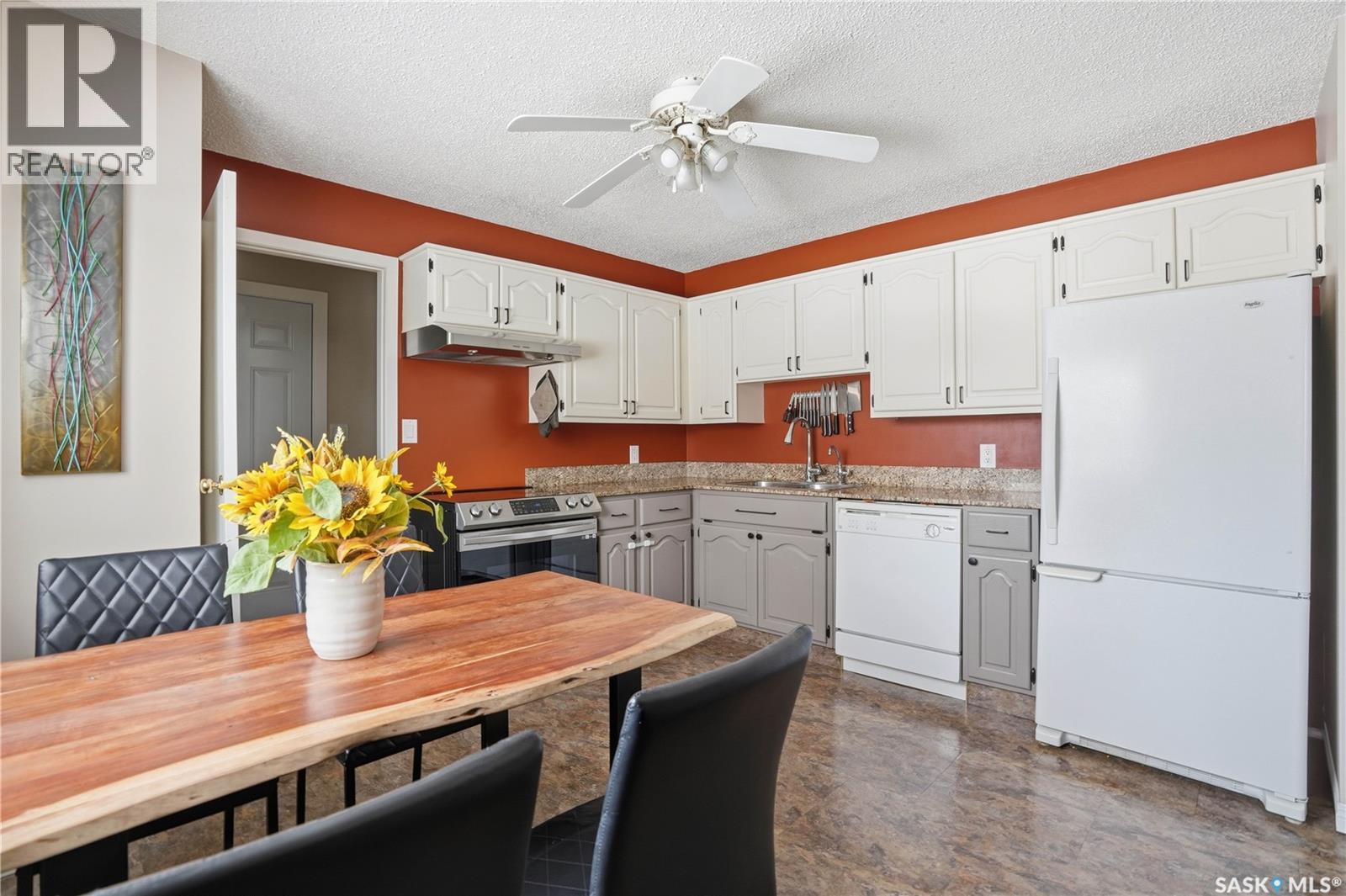 39 Paynter Crescent, Regina, Saskatchewan  S4X 1H5 - Photo 6 - SK030333