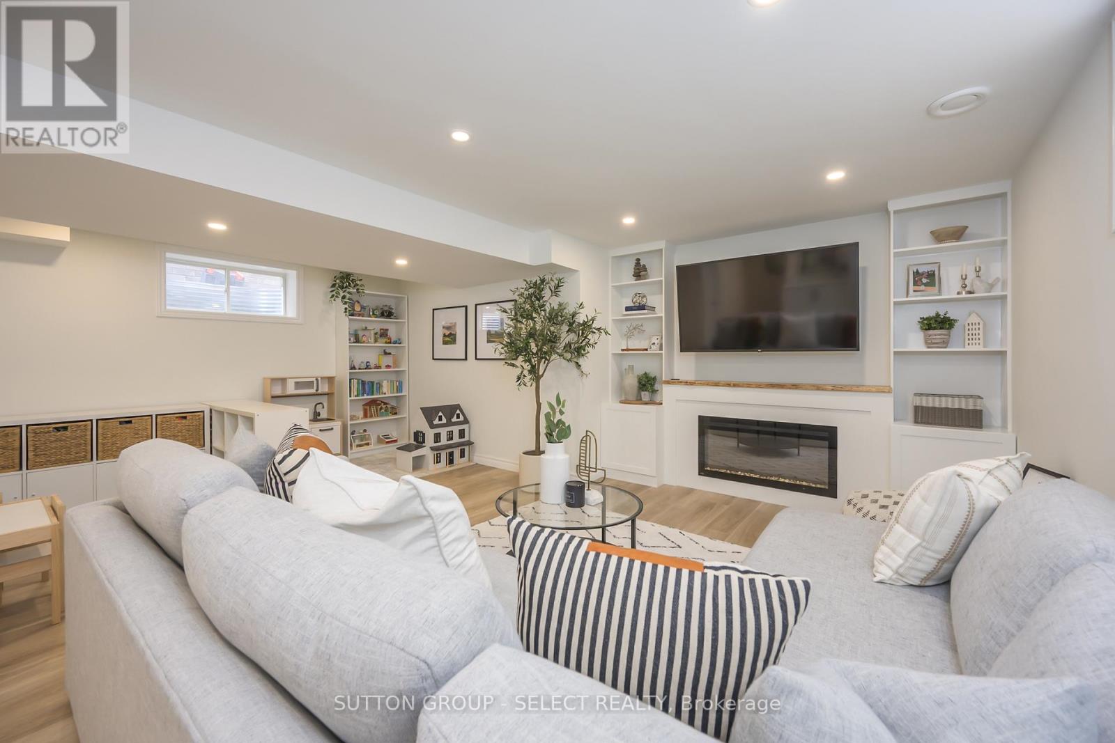 Photo 18 of 23 for 1874 Reilly Walk