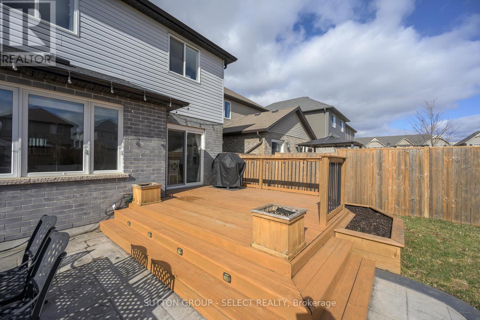 Photo 4 of 23 for 1874 Reilly Walk