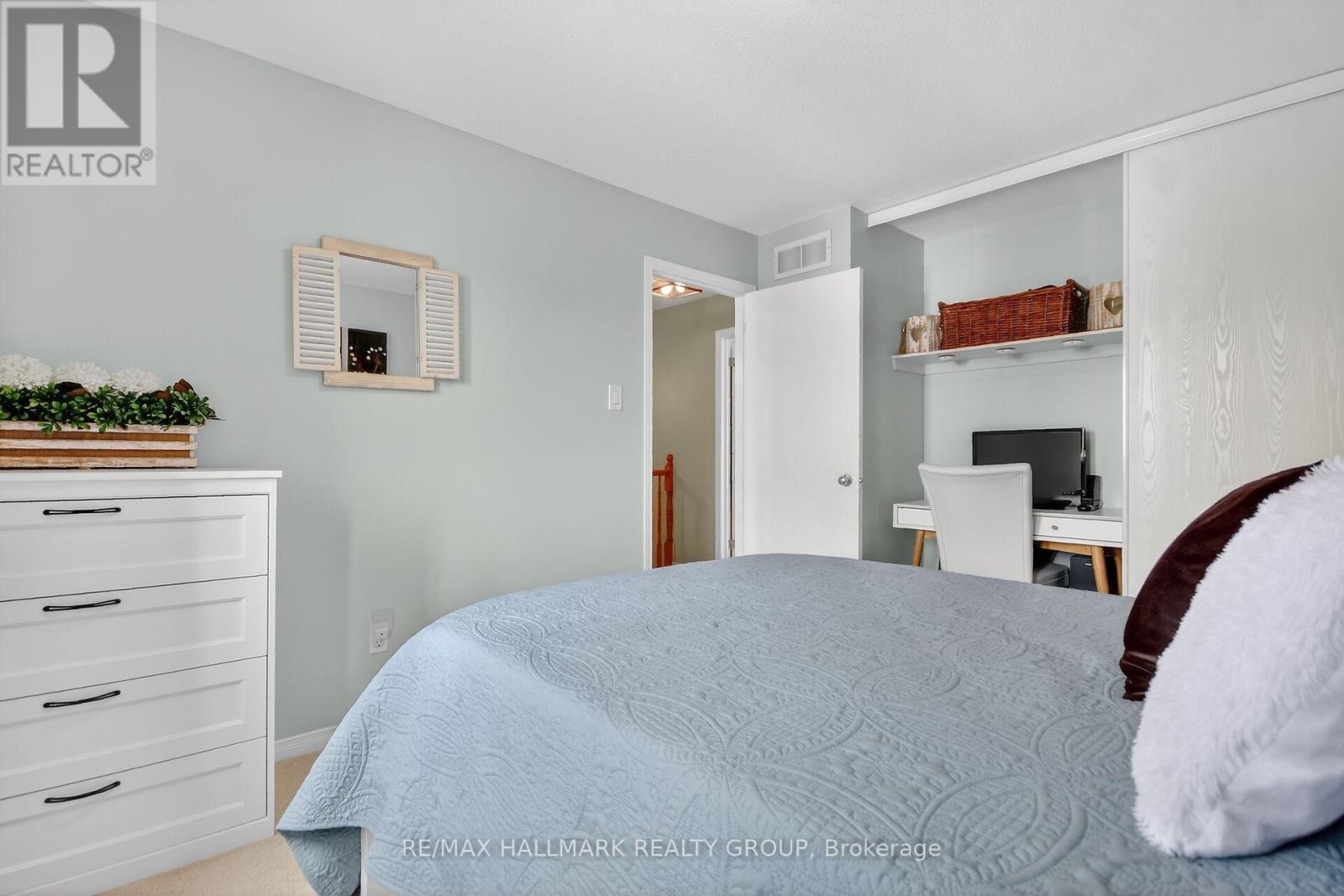 54 Charleston Street, Ottawa, Ontario  K2G 7G1 - Photo 30 - X12879148