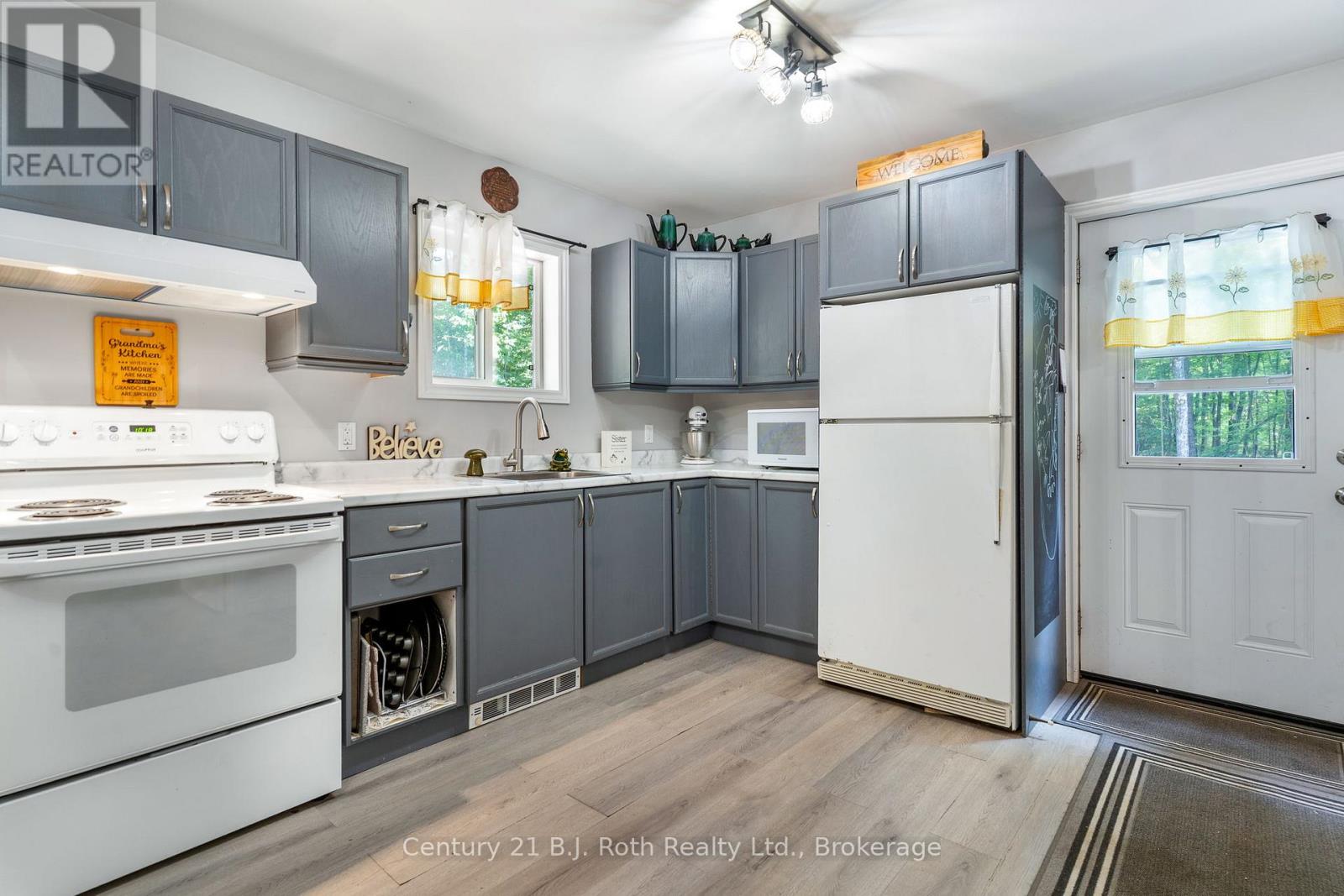 12664 Haliburton County Road 503 Road, Highlands East, Ontario  K0L 2Y0 - Photo 2 - X12879170