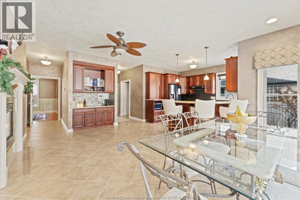 227 Clubview Drive, Amherstburg, Ontario  N9V 3Z3 - Photo 10 - 26004544