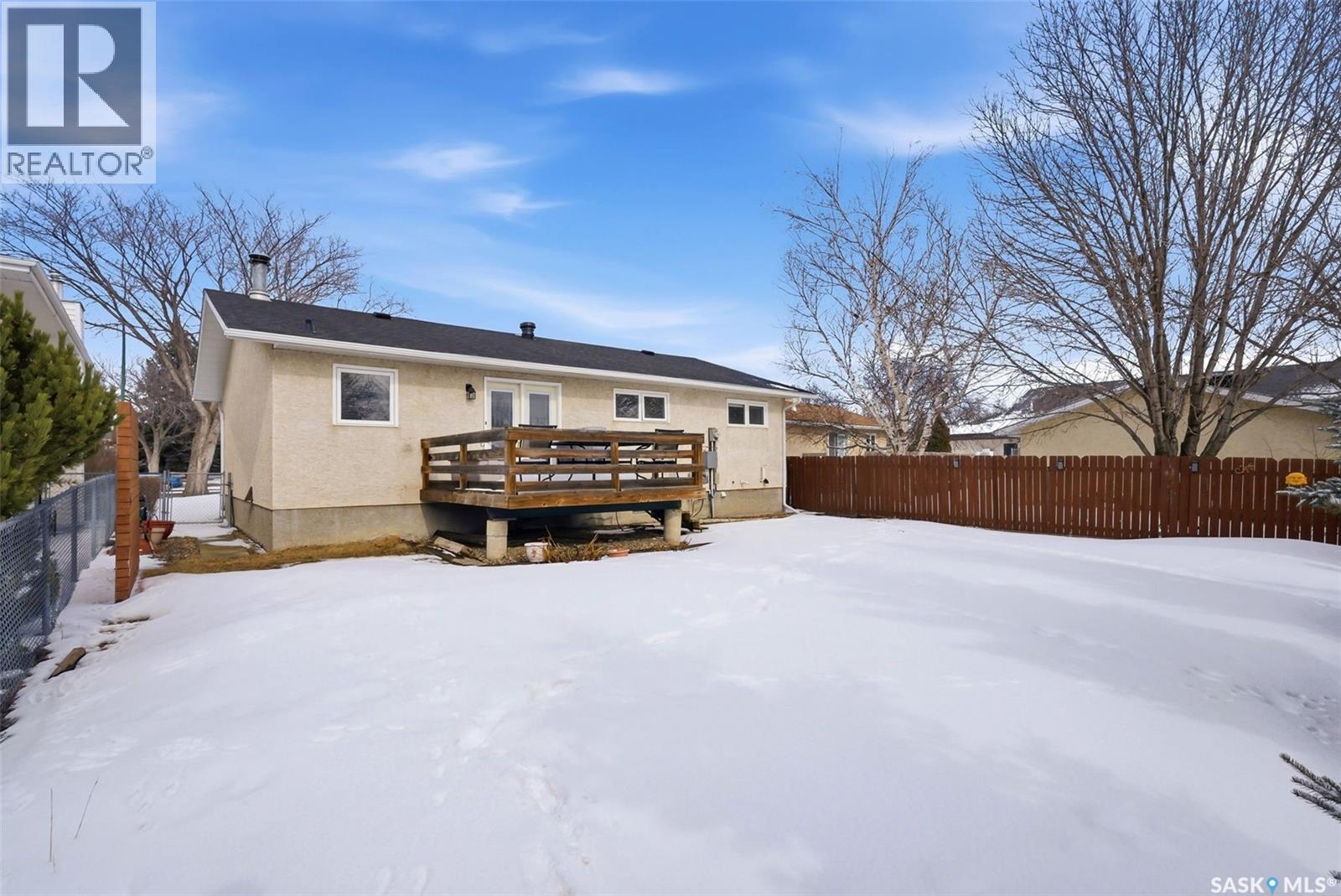 7023 Sherwood Drive, Regina, Saskatchewan  S4X 2V5 - Photo 37 - SK030320