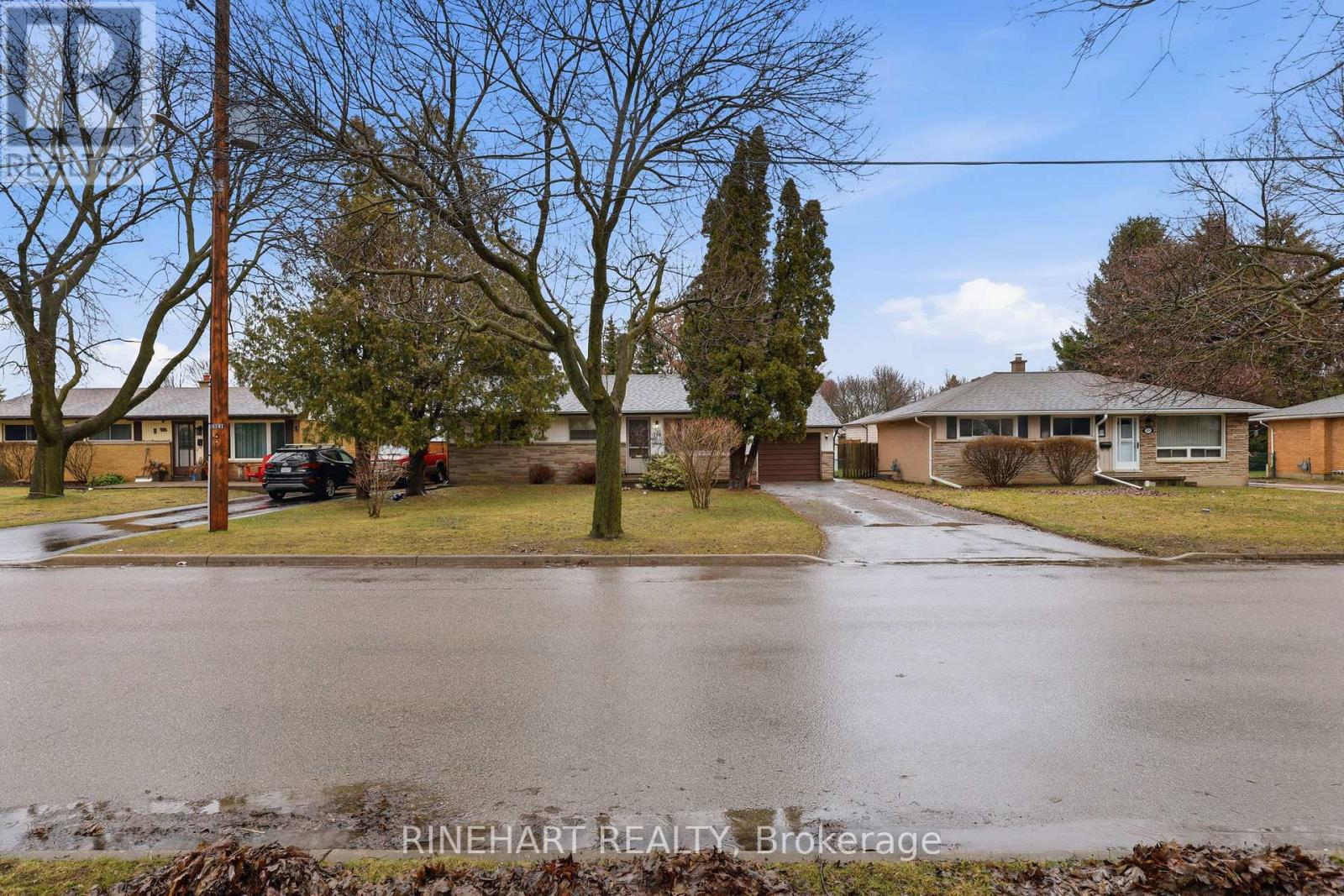 164 Bancroft Road, London East, Ontario  N5V 1C7 - Photo 3 - X12879192