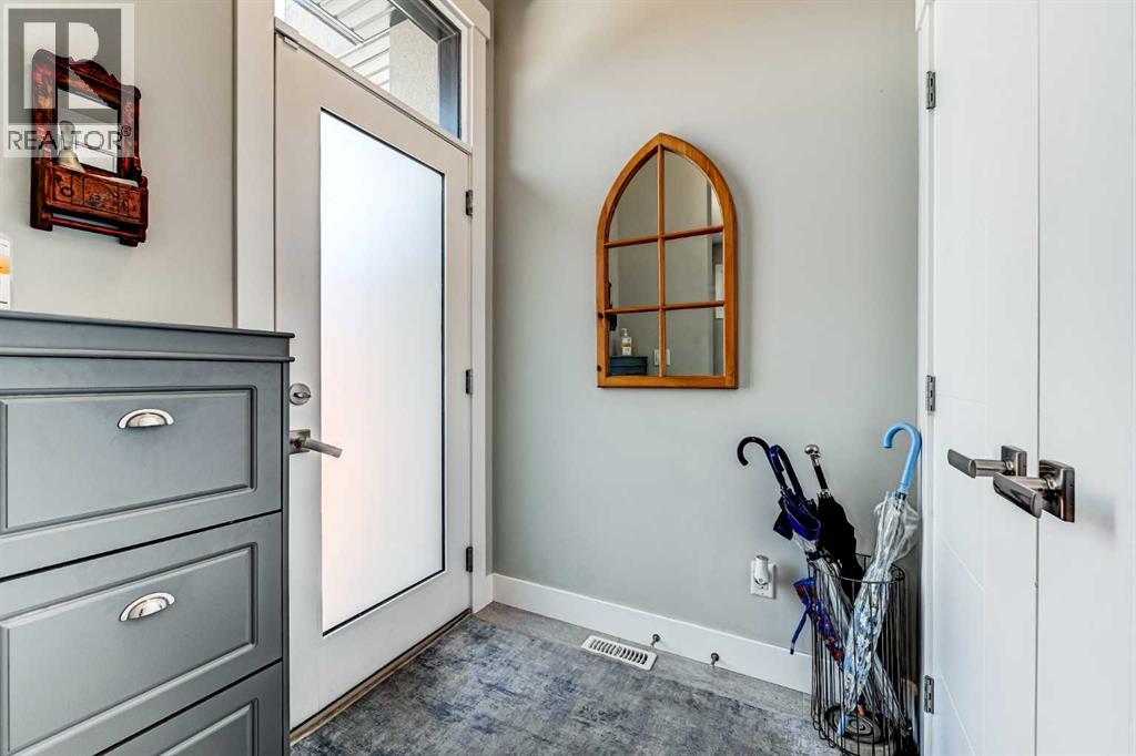 100 Burma Star Road Sw, Calgary, Alberta  T3E 7Y4 - Photo 17 - A2289941