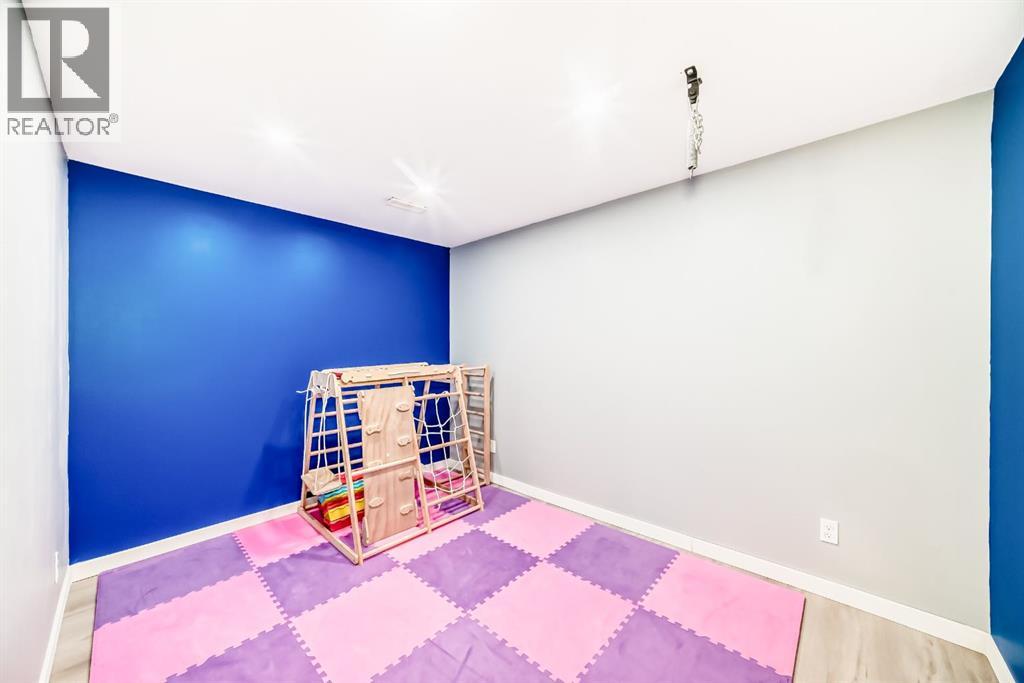 10 Reunion Grove Nw, Airdrie, Alberta  T4B 0Z7 - Photo 29 - A2292885