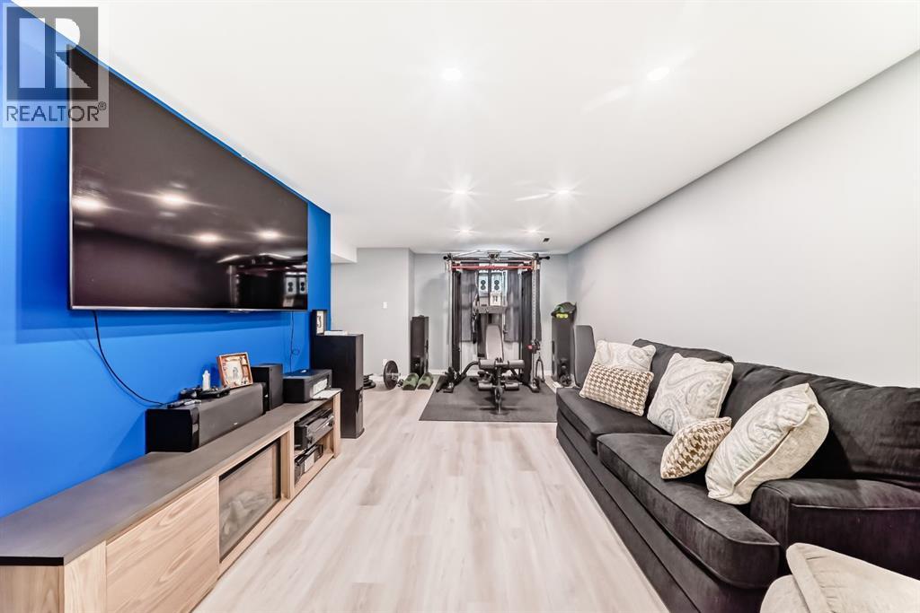 10 Reunion Grove Nw, Airdrie, Alberta  T4B 0Z7 - Photo 25 - A2292885