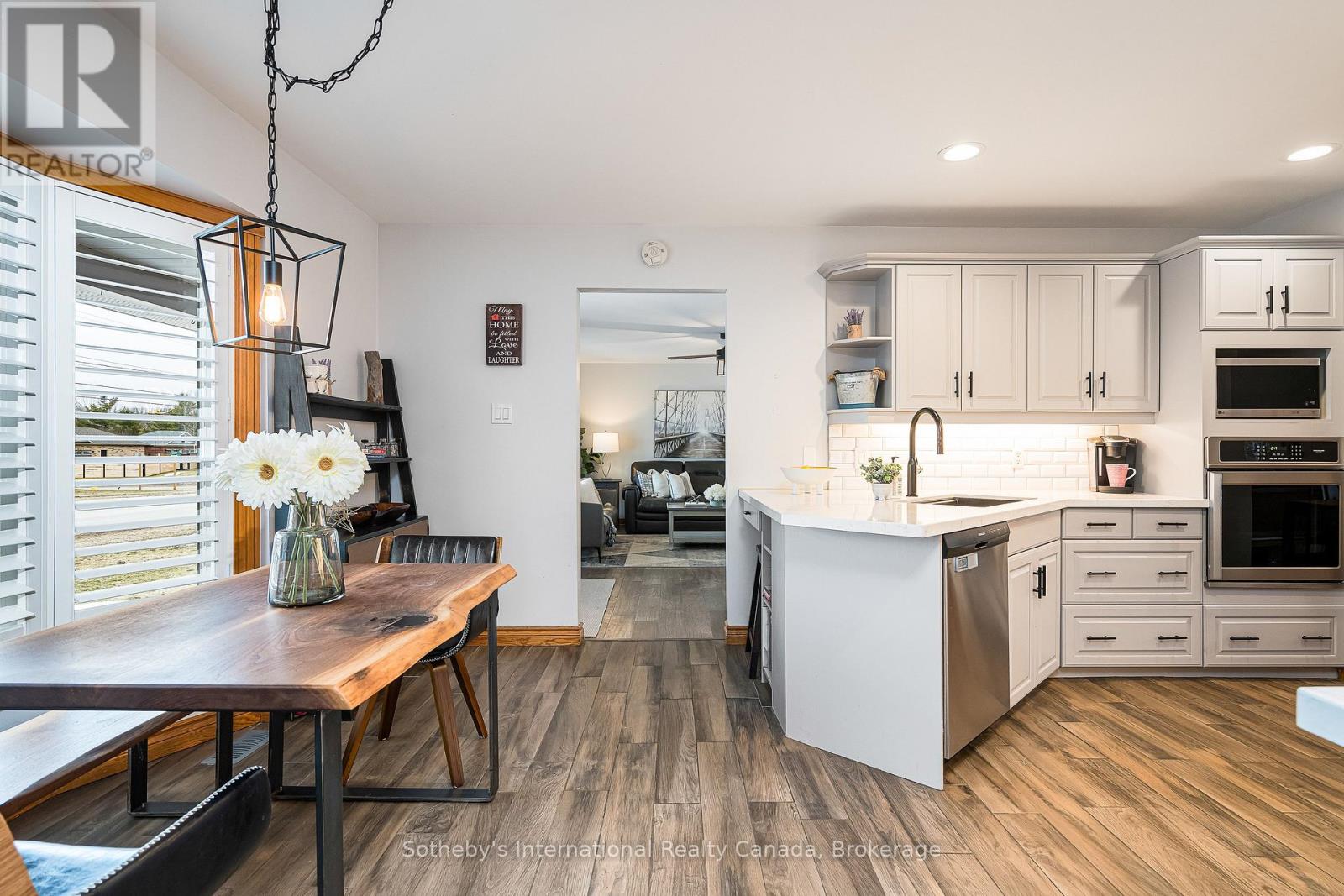 154 Mary Street, Clearview (Creemore), Ontario  L0M 1G0 - Photo 15 - S12879082