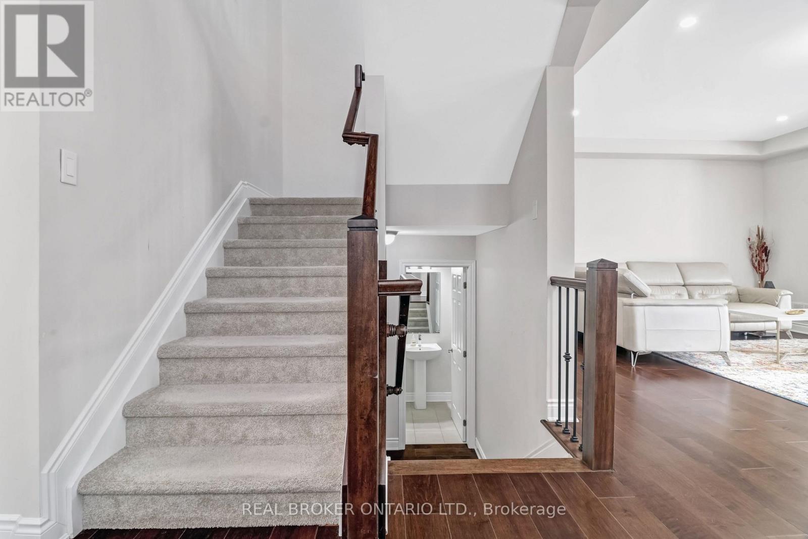 642 Continental Avenue, Ottawa, Ontario  K2V 0R1 - Photo 16 - X12836356