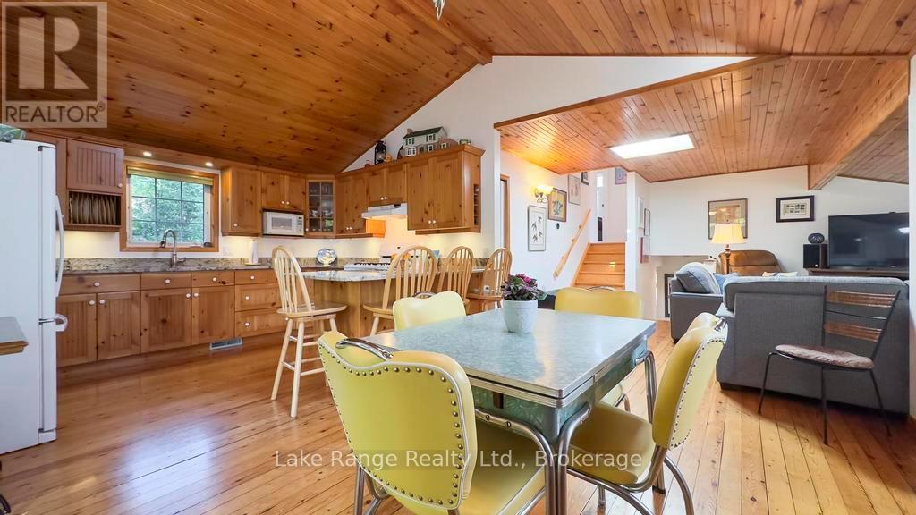 269 Huron Road, Huron-Kinloss, Ontario  N2Z 2X3 - Photo 10 - X12879186