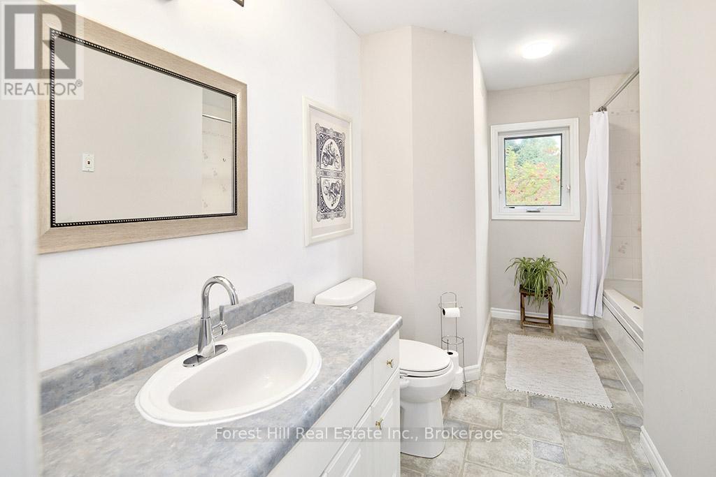 504097 Grey Road 12, West Grey, Ontario  N0C 1H0 - Photo 11 - X12879198