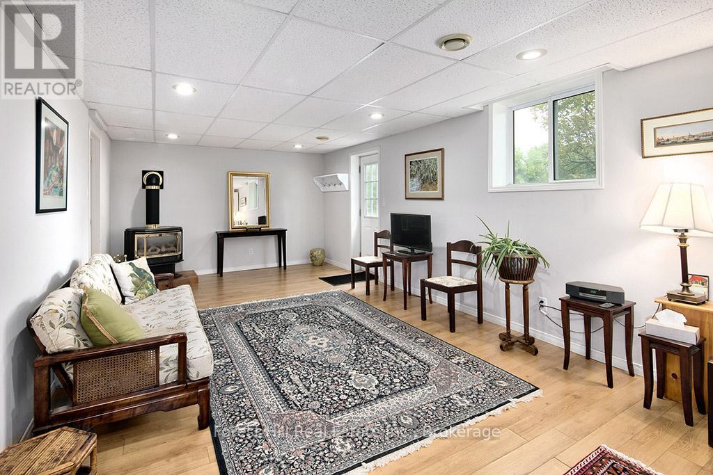 504097 Grey Road 12, West Grey, Ontario  N0C 1H0 - Photo 16 - X12879198