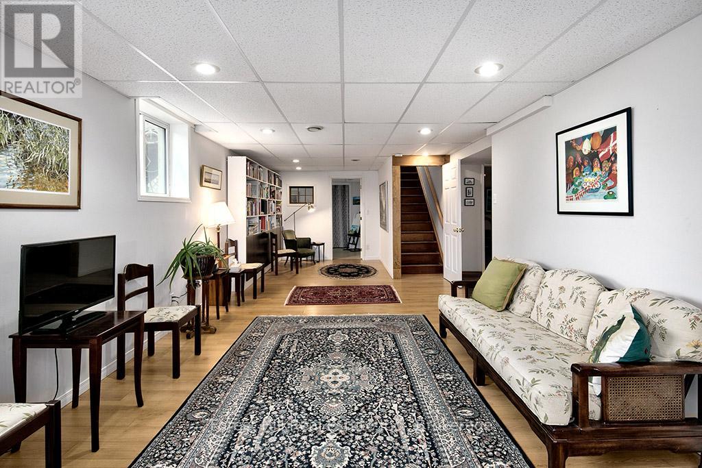 504097 Grey Road 12, West Grey, Ontario  N0C 1H0 - Photo 17 - X12879198