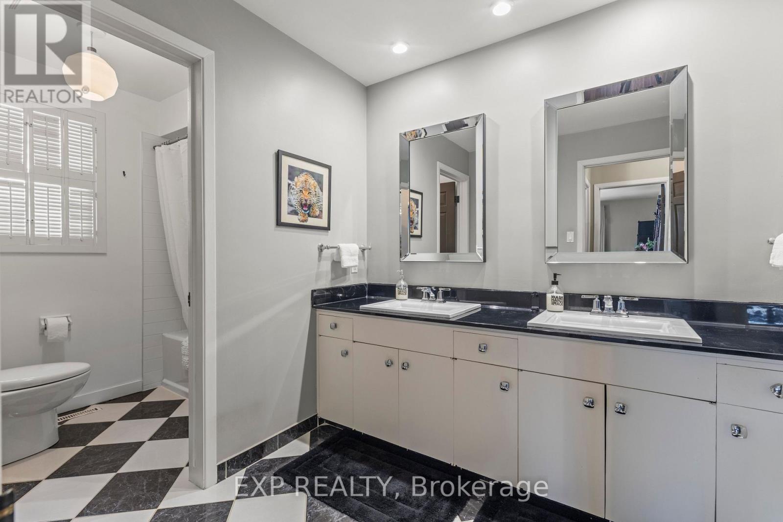 211 Merritt Street, Welland, Ontario  L3C 4T8 - Photo 31 - X12879190