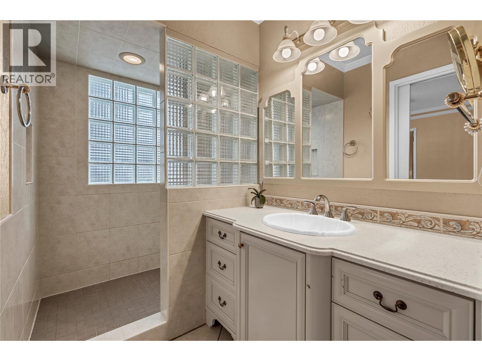 1135 Johnson Road, Penticton, British Columbia  V2A 1W6 - Photo 24 - 10374742