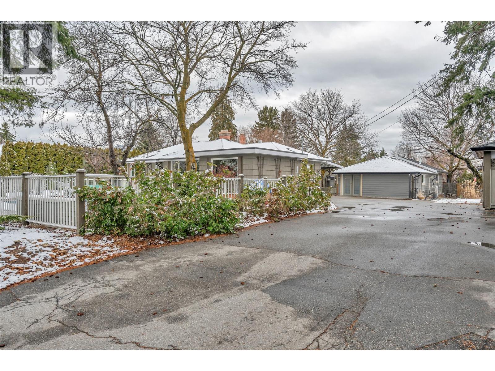 1135 Johnson Road, Penticton, British Columbia  V2A 1W6 - Photo 46 - 10374742